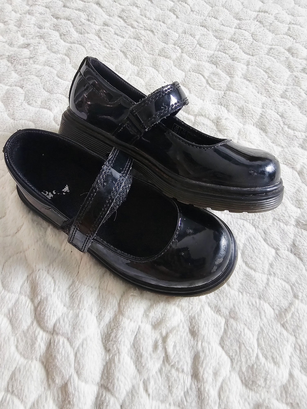 Doc Martens Black Patent Mary Jane Kids Shoes 11